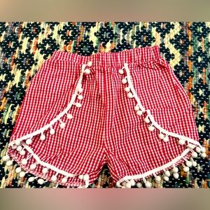 Boutique gingham shorts size 18-24 months